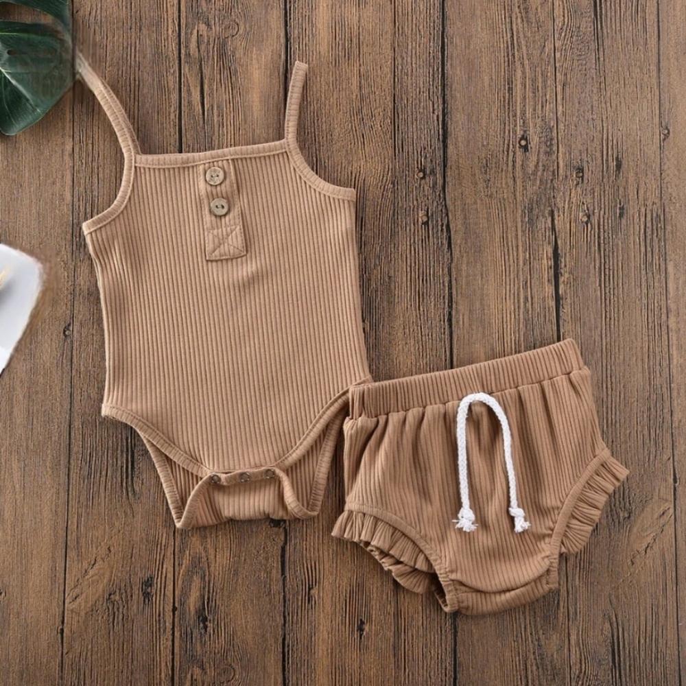 Baby Girl Boy Ribbed Two-Piece Set Khaki Bodysuit Ruffle Bloomer Neutral Outfit - Picture 2 of 4